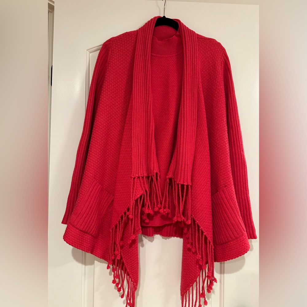 St. John Knit sweater/cape
